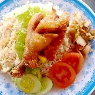 Hình ảnh Cơm đùi gà, trứng