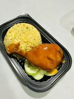 Hình ảnh Cơm gà chiên chua ngọt