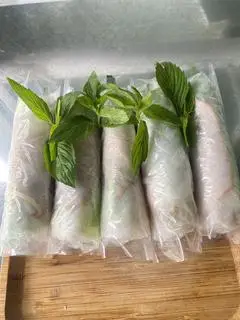 Hình ảnh combo 5 gỏi cuốn thịt 