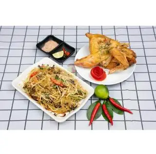 Hình ảnh combo gà + miến