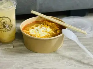 Hình ảnh mì hàn gà khô phomai