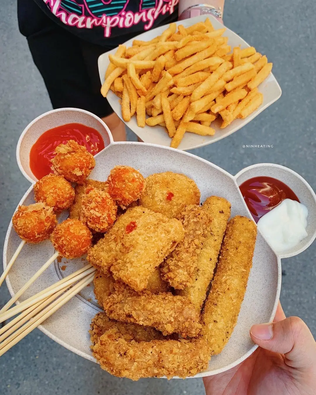 Hình ảnh 3 Bánh Gà Cari Phomai