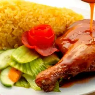 Hình ảnh Cơm rang đùi gà xối mắm