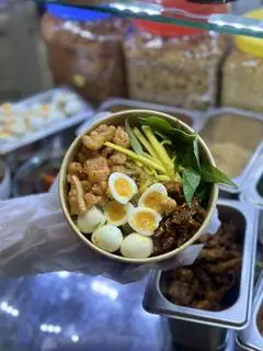 Hình ảnh Bánh Tráng trộn tùm lum 