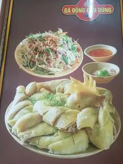 Hình ảnh 1  con gà chặt - gỏi - lòng