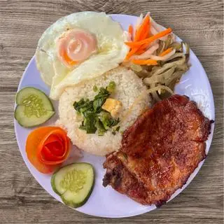 Hình ảnh Cơm Tấm Sườn Trứng