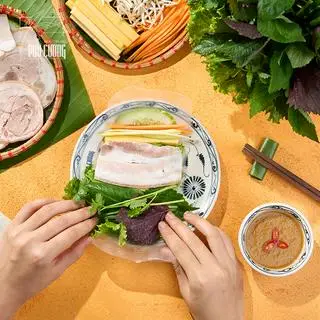 Hình ảnh Bánh tráng cuộn thịt heo set 5 cái 