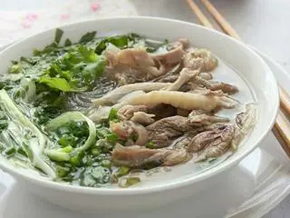 Hình ảnh miến gà ta xé