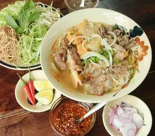 Hình ảnh Đặc Biệt 1 ( Sườn + Bắp+Tái+Gân+Chả