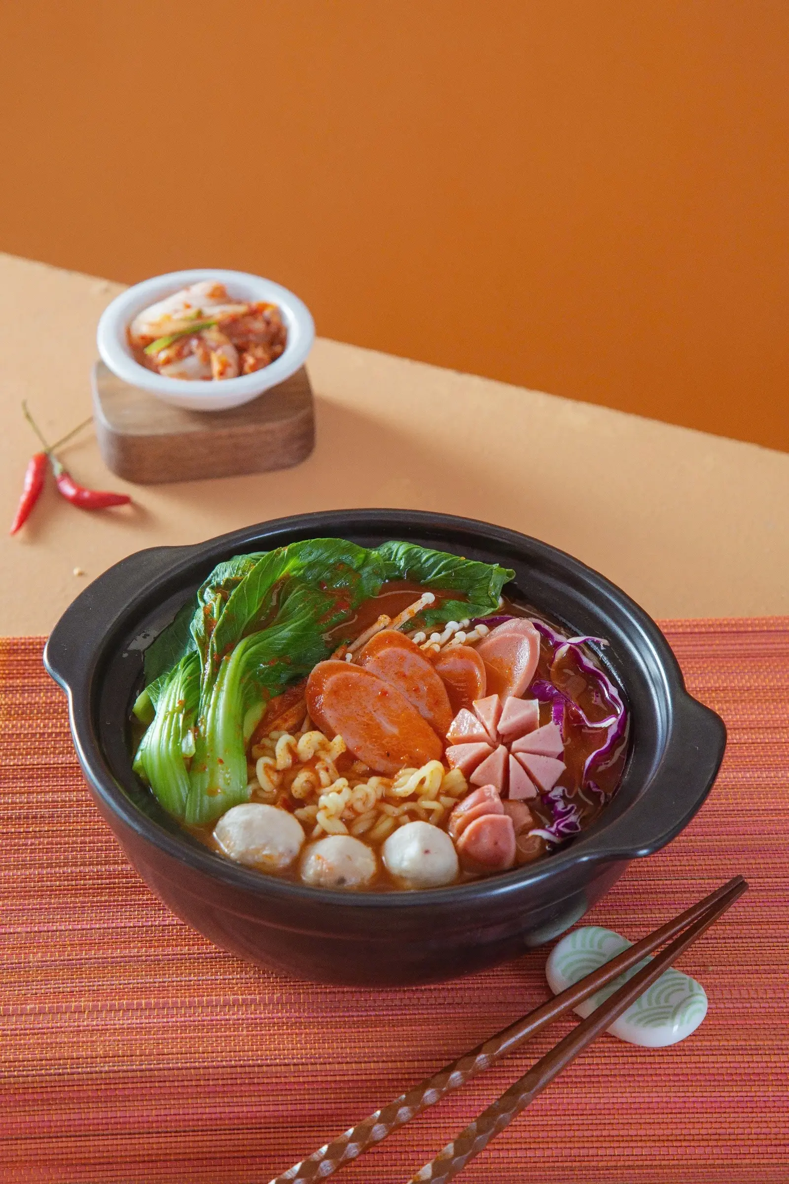 Hình ảnh Mỳ cay xúc xích