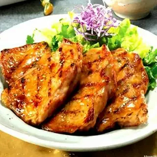Hình ảnh Gà Nướng Tẩm Gia Vị