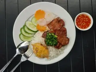 Hình ảnh Cơm Tấm Sườn Chả Ghẹ