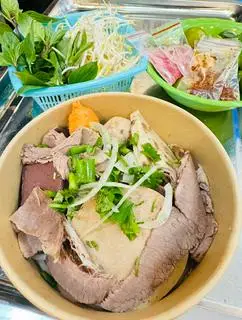Hình ảnh Đặc Biệt Không Móng 