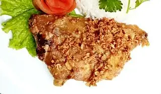 Hình ảnh GÀ MIẾNG CHÁY TỎI