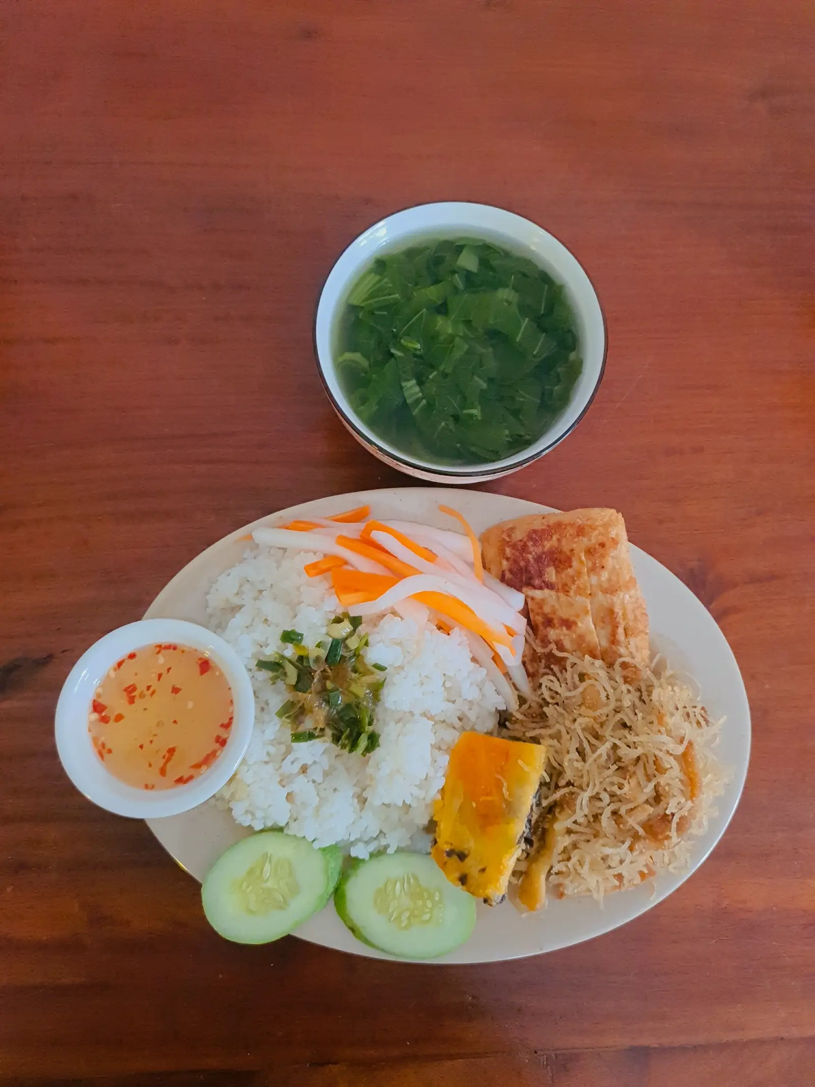 Hình ảnh Cơm tấm sườn bì chả chay