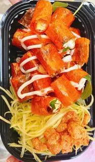 Hình ảnh Bánh tráng cuốn chấm sốt sate bò kèm tóp mỡ (lớn) (bán chạy)