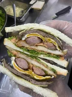 Hình ảnh Sandwich Bò 2 Tầng 2 Phô Mai