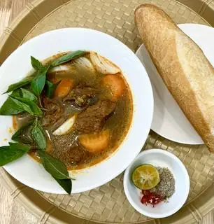 Hình ảnh Bò Kho Bánh Mì
