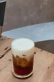 Hình ảnh Hồng trà kem phô mai