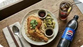 Hình ảnh Combo Cơm Đùi Gà góc tư ( Lớn ) + Pepsi + Ly Đá