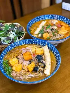 Hình ảnh Bún riêu cua tóp mỡ bò ốc