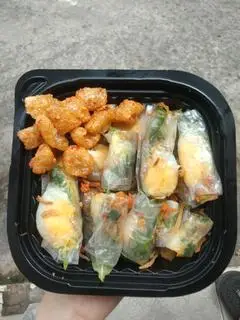 Hình ảnh Bánh tráng cuốn mỡ hành 