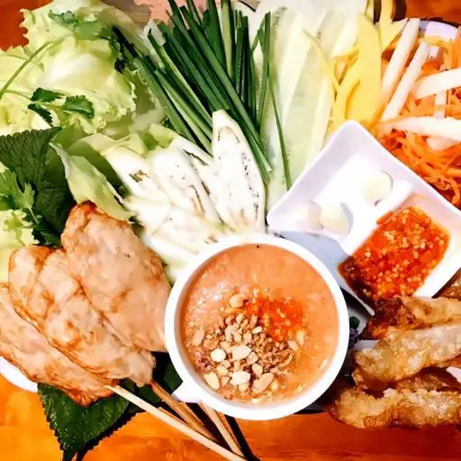 Hình ảnh Combo Bàn Ăn Vui Vẻ 