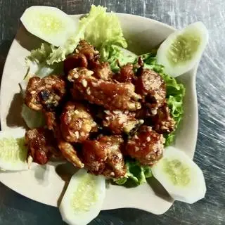 Hình ảnh Cánh gà chiên nước mắm