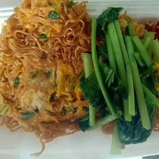 Hình ảnh Mì Xào 2 Trứng + Trà Tắc Ly Lớn 