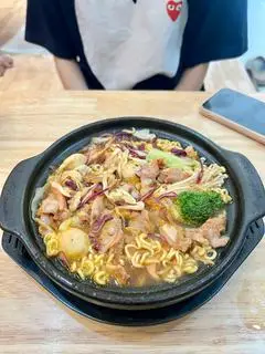 Hình ảnh mỳ cay sườn sụn