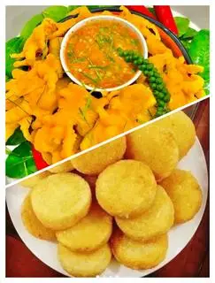 Hình ảnh Combo 1 chân gà rút xương ủ muối+ 8 viên xôi cốm chiên giòn
