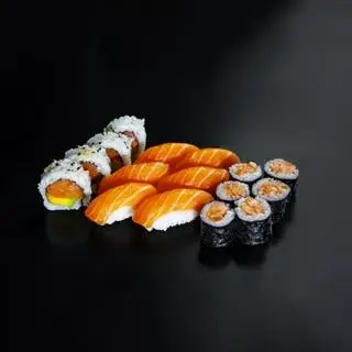 Hình ảnh SET SUSHI CÁ HỒI 1