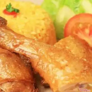 Hình ảnh Cơm gà má đùi