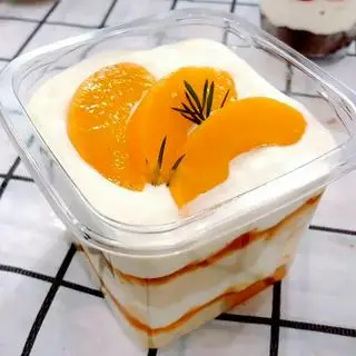 Hình ảnh Peachy Yogurt Cheesecake