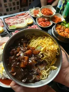Hình ảnh Combo giòn đậm vị