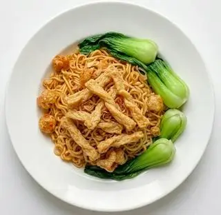 Hình ảnh Mì trộn tóp mỡ chả cá sợi