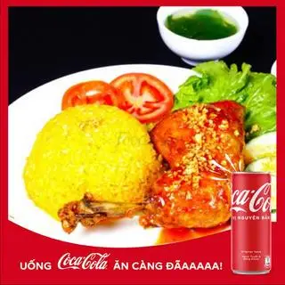 Hình ảnh Cơm gà xối mỡ sốt Thái lớn + Coca