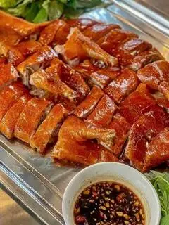 Hình ảnh Vịt Quay Da Giòn