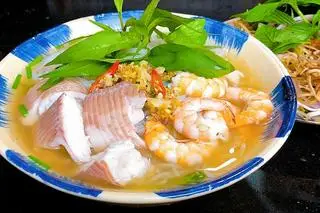Hình ảnh Bún Nước Lèo + Trà Tắc