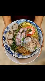 Hình ảnh Hủ tiếu thập cẩm hải sản đậm đà