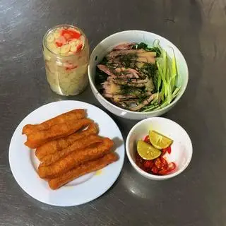 Hình ảnh phở gà trộn 