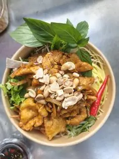 Hình ảnh bún trộn thịt bò