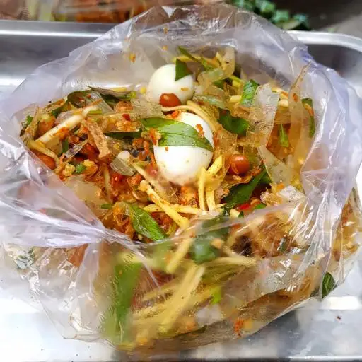 Hình ảnh Bánh tráng trộn tré