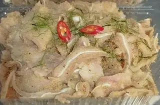 Hình ảnh tai heo trộn thính _100g