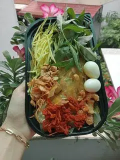 Hình ảnh Bánh tráng trộn topping