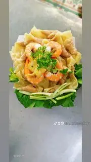 Hình ảnh Mì gói tôm mực