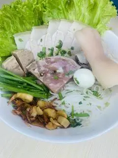 Hình ảnh Hủ tiếu pa tê giò