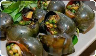 Hình ảnh ốc bươu nướng tiêu xanh