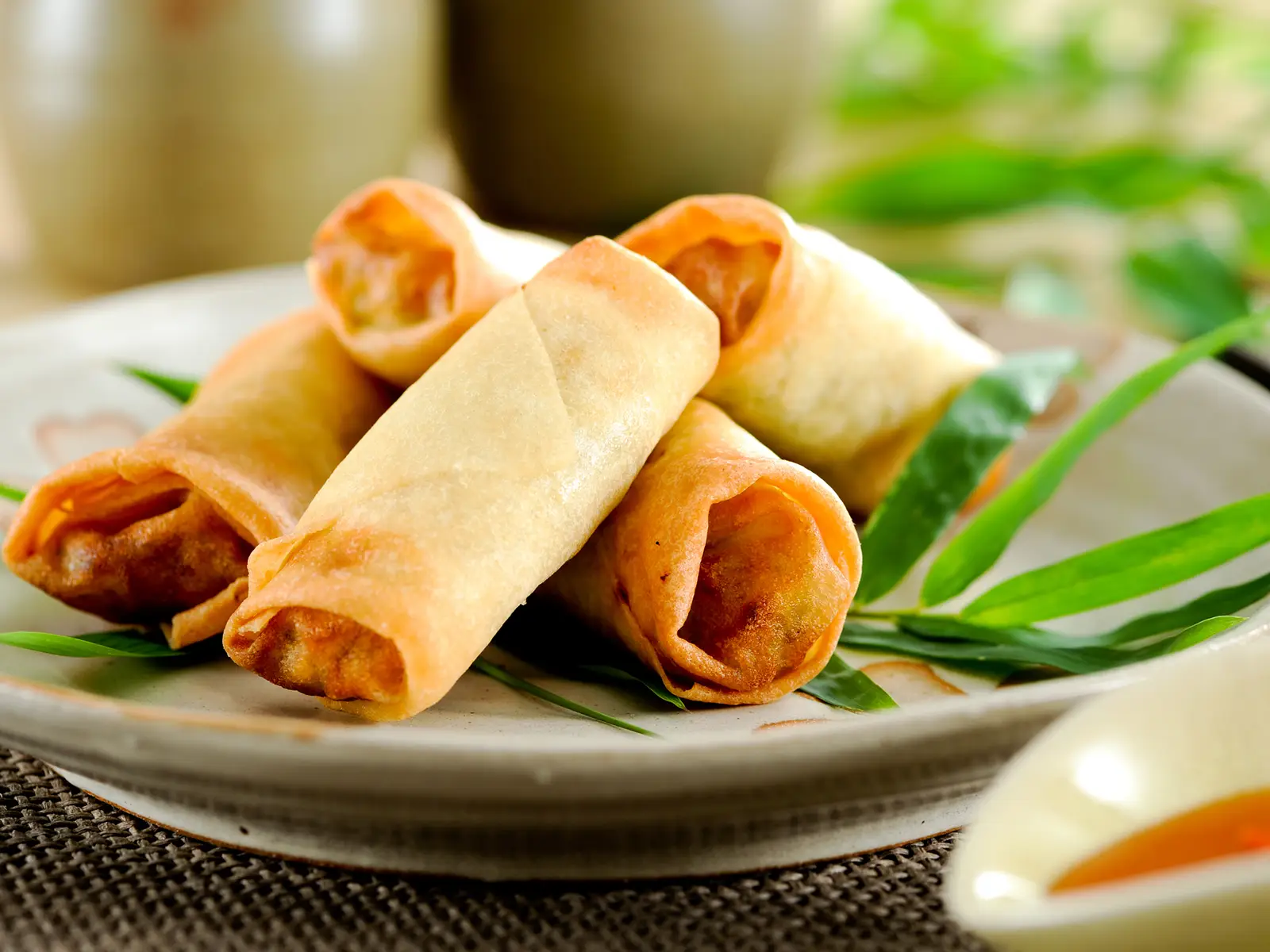 Hình ảnh Chả giò nóng giòn (4 cuốn)