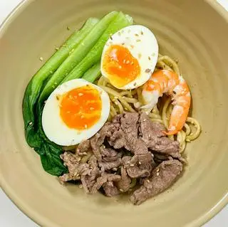 Hình ảnh Xoăn 8 (Thịt bò, tôm, trứng)